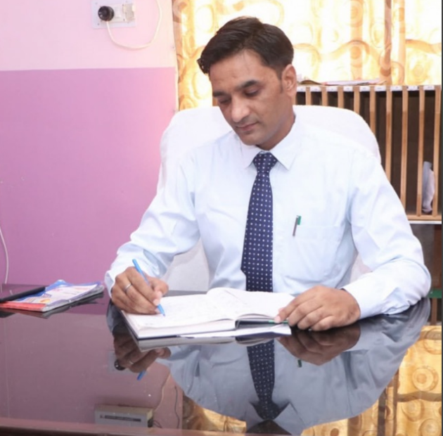 Portrait of Mr. kamlesh Sharma
